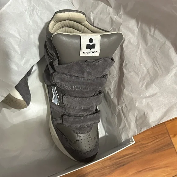 Isabel Marant Gray and Cream Sneakers - Picture 3 of 13